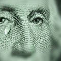 Доллар падает до 8-месячного минимума после остановки работы правительства США