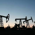 Цена на нефть Brent поднялась выше 55 долларов за баррель 