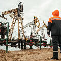 Россия сокращает добычу нефти: что происходит